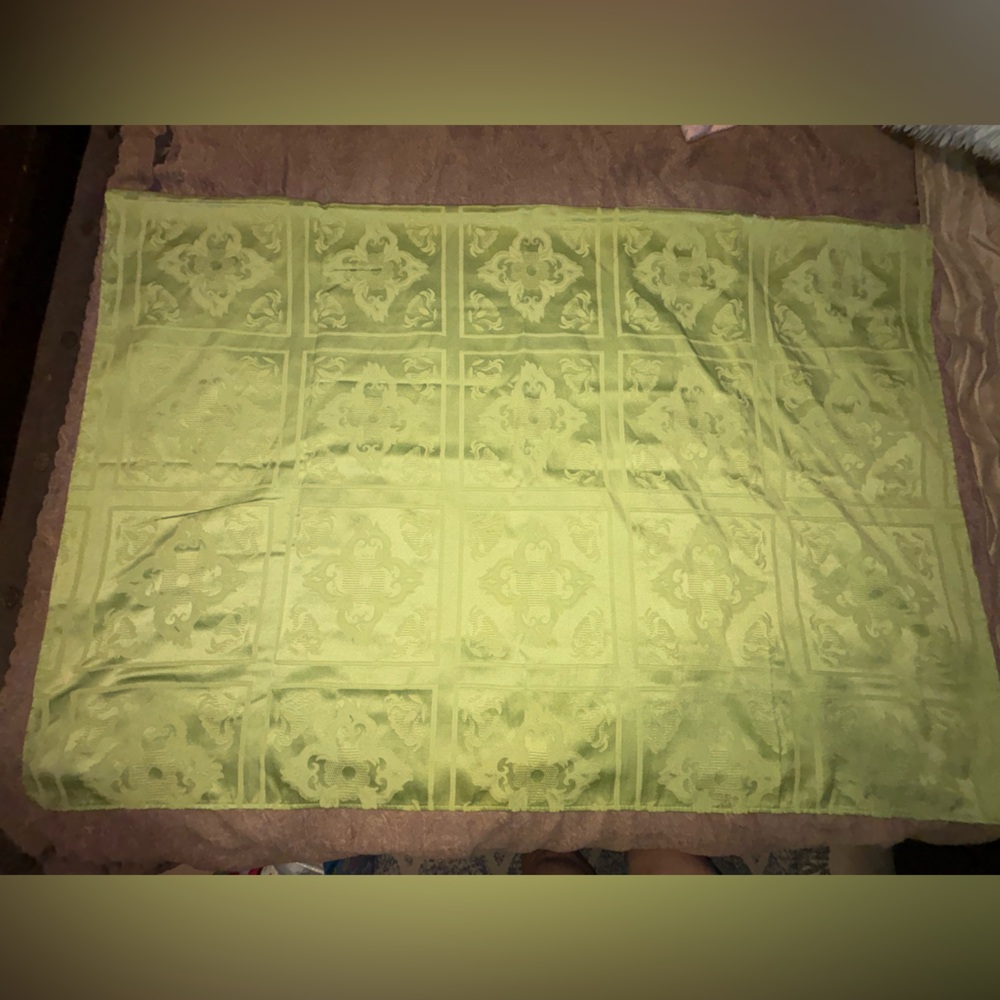 Elegant Green Patterned rectangular tablecloth